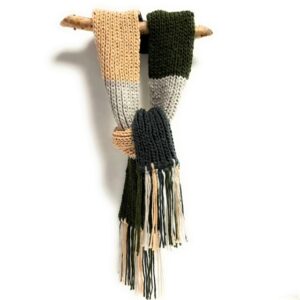 22s 0228 color block skinny scarf with fringe