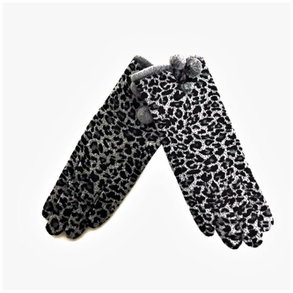 18 076 leopard print glove with pom pom accent