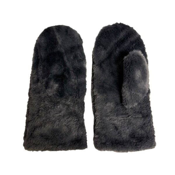 18 801 faux fur mittens