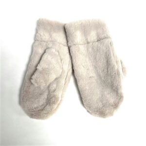18 801 faux fur mittens