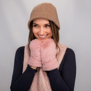 18 801 faux fur mittens