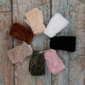 18 804 faux fur half finger glove