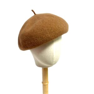 22s 1022 wool beret camel