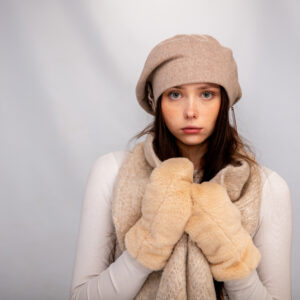 23s 0817 boiled wool slouch cap with flower